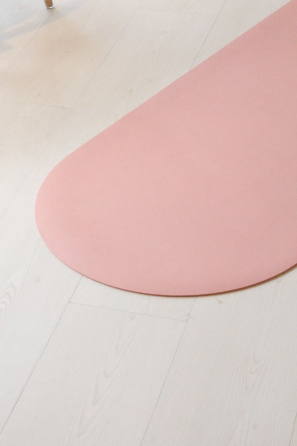Moon shape Natural rubber yoga mat